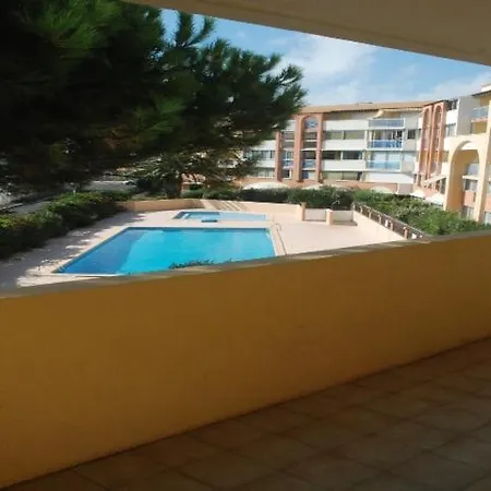 6 Pers, 2 Chambres, Terrasse, Parking Et Piscine, A 50 M De La Mer - Ref Jaca223 * Agde