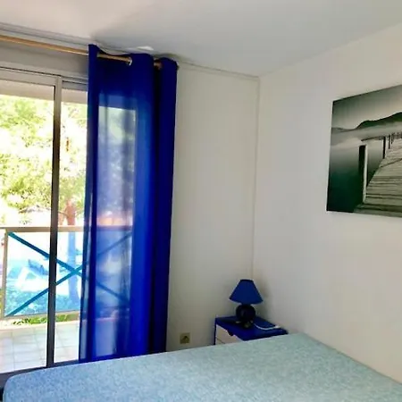 6 Pers, 2 Chambres, Terrasse, Parking Et Piscine, A 50 M De La Mer - Ref Jaca223 Apartment