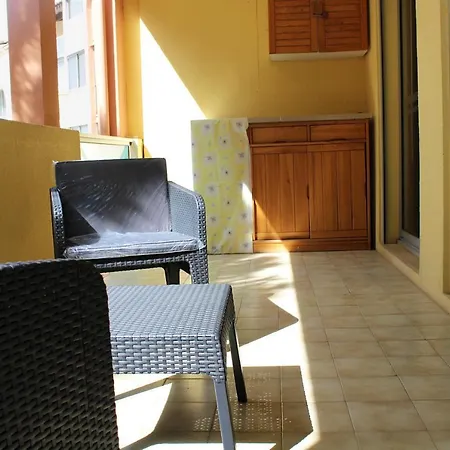 Apartment 6 Pers, 2 Chambres, Terrasse, Parking Et Piscine, A 50 M De La Mer - Ref Jaca223